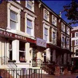 Premier West Th Hotel London Exterior photo